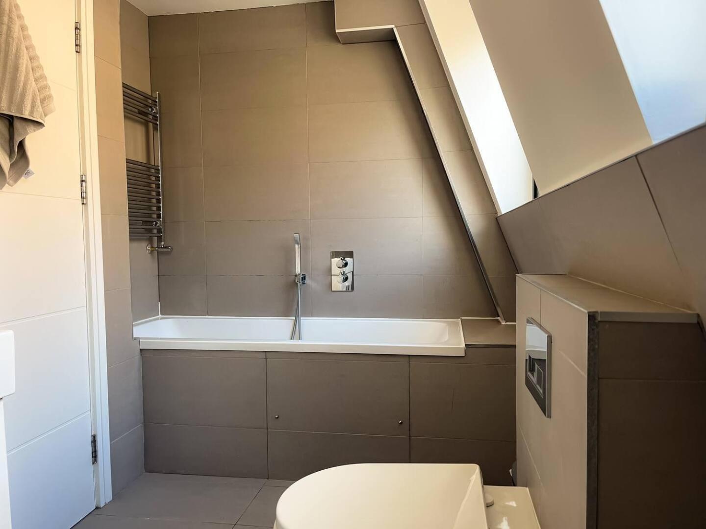 Omega Terrace, Luxury Modern Interior, Located Close To Alexandra Palace London Exterior foto